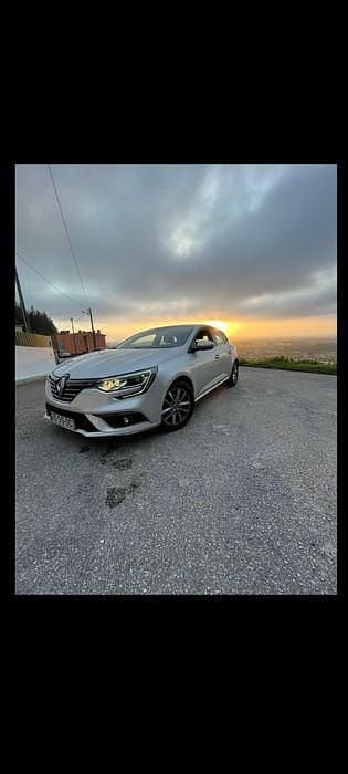 Usado 2017 Renault Mégane IV Sedan | € 14.000 (Preço justo) - Imagem 1/2