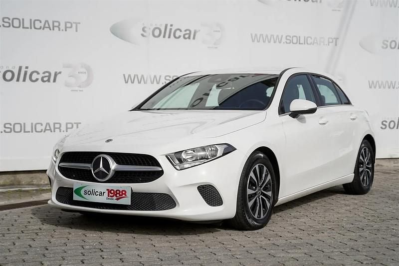 Usado Mercedes A180 Progressive 116 HP (85 kW) 2021 Branco Citadino