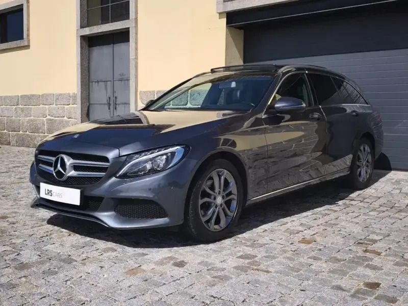 Usado Mercedes C200 Avantgarde 136 HP (100 kW) 2015 Cinza escuro Carrinha