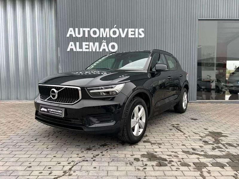 Preto Usado 2019 Volvo XC40 Momentum SUV | € 25.250 (Preço justo) - Imagem 1/3