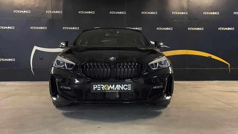 Usado BMW 118 150 HP (110 kW) 2021 Preto Citadino