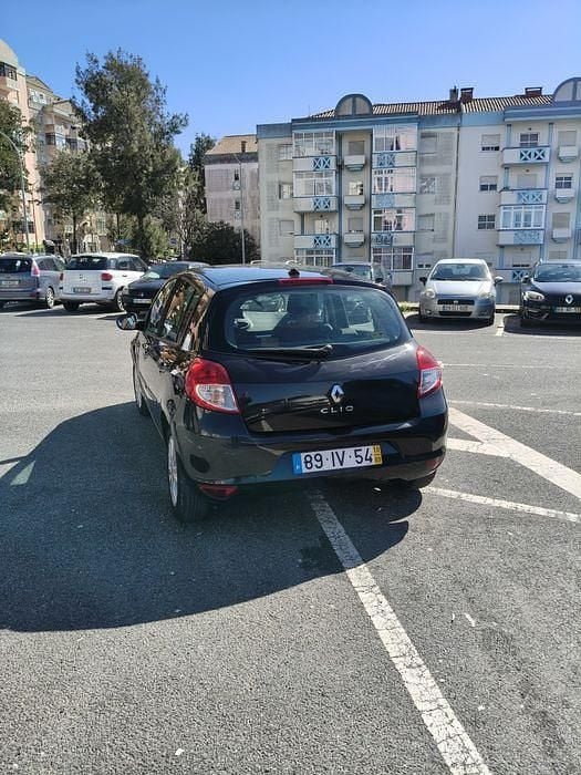 Usado Renault Clio II 2010 Sedan