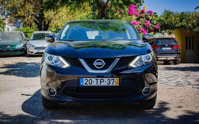 Preto Usado 2015 Nissan Qashqai SUV | € 16.900 (Caro) - Imagem 1/4