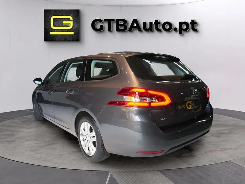 Usado Peugeot 308 Active 110 HP (80 kW) 2020 Cinza Carrinha
