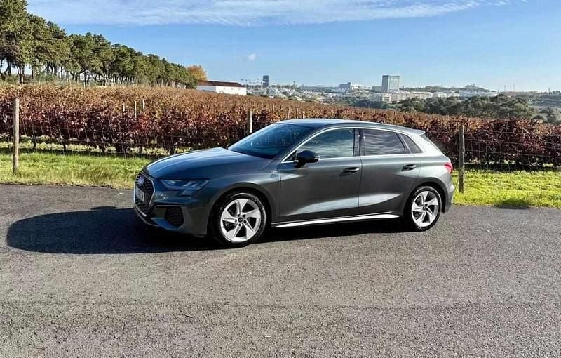 Cinza antracite Usado 2022 Audi A3 S-Line | € 26.400 (Preço justo) - Imagem 1/4