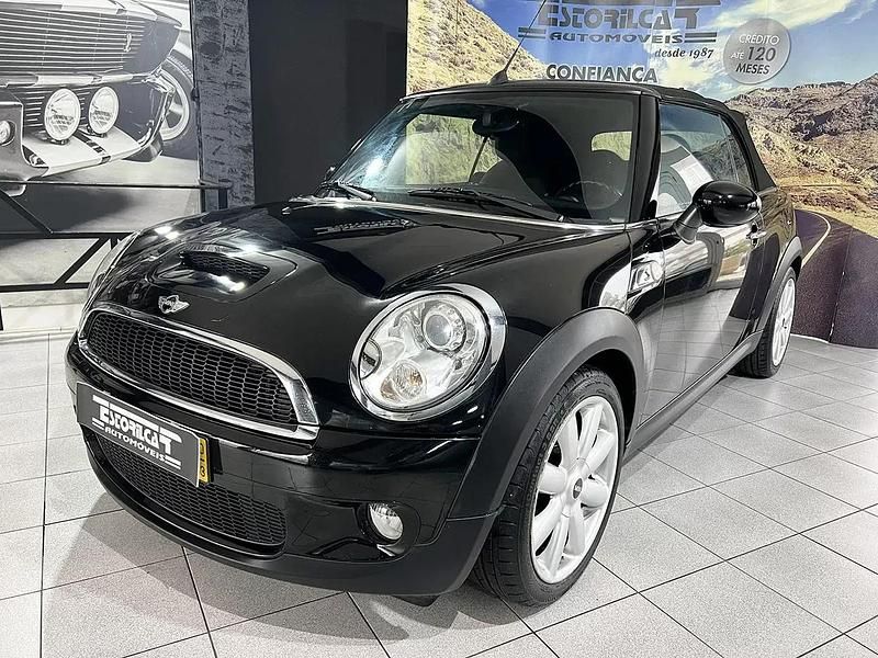 Usado Mini Cooper S Cabriolet 175 HP (128 kW) 2010 Preto Cabrios