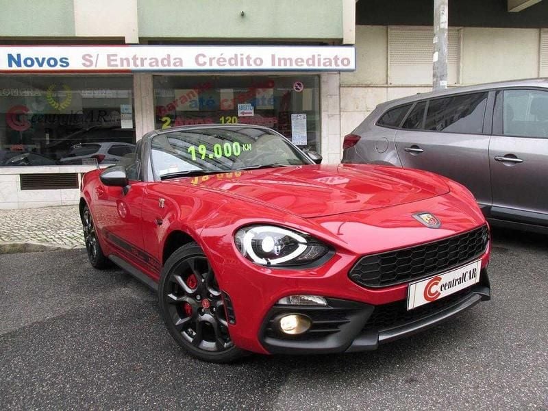 Usado Abarth 124 Spider 170 HP (125 kW) 2019 Vermelho Cabrios
