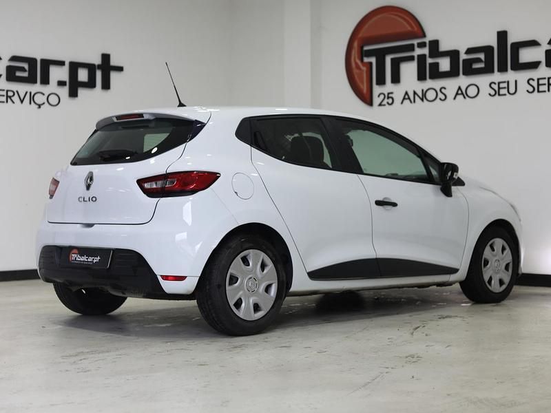 Usado Renault Clio IV Zen 75 HP (55 kW) 2019 Branco