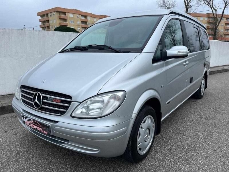 Usado Mercedes Viano 204 HP (150 kW) 2007 Cinzento Monovolume