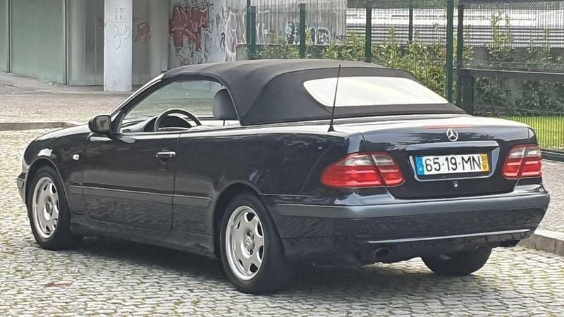 Usado Mercedes CLK230 197 HP (144 kW) 1999 Cabrios