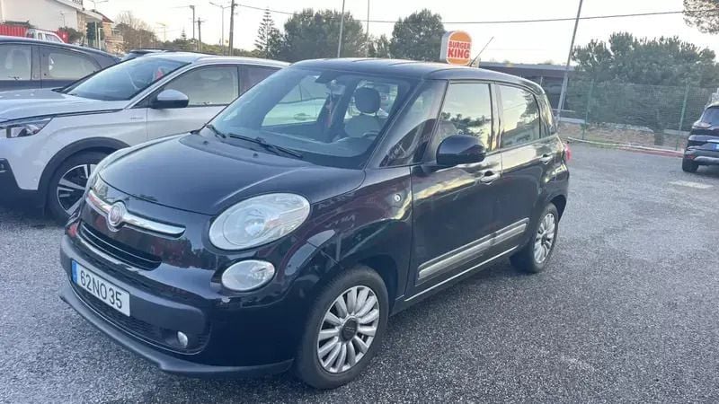 Preto Usado 2013 Fiat 500L Living Monovolume | € 6.990 (Preço justo) - Imagem 1/4