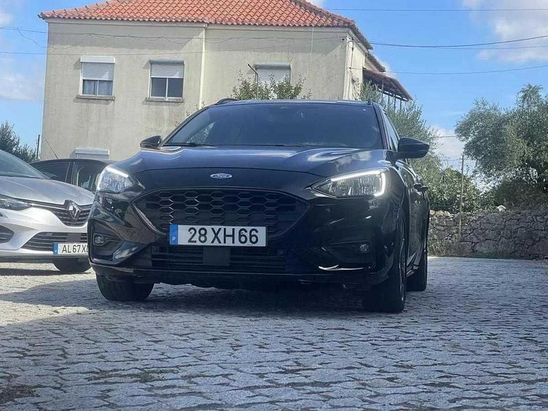 Preto Usado 2019 Ford Focus Active Carrinha | € 14.950 (Preço justo) - Imagem 1/4
