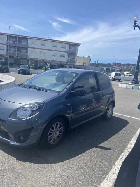 Cinzento Usado 2010 Renault Twingo Citadino | € 6.750 (Preço elevado) - Imagem 1/4