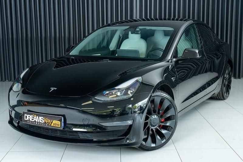 Preto Usado 2021 Tesla Model 3 Sedan | € 32.800 (Preço justo) - Imagem 1/4
