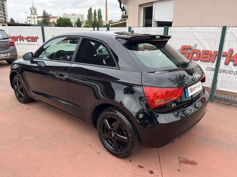 Usado Audi A1 86 HP (63 kW) 2012 Preto Citadino