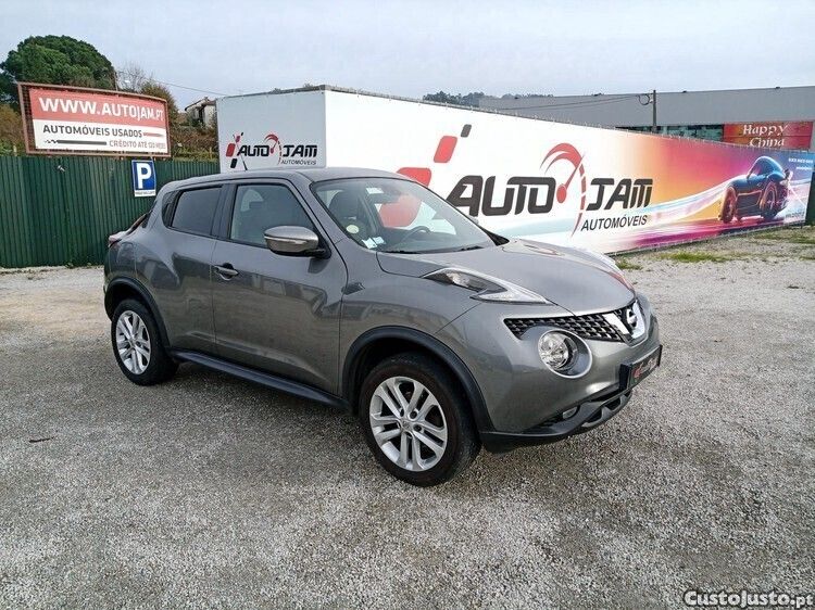 Cinza Usado 2017 Nissan Juke N-Connecta SUV | € 14.000 (Preço justo) - Imagem 1/1