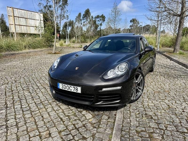Usado 2014 Porsche Panamera S E-Hybrid Sedan | € 39.900 (Super Preço) - Imagem 1/4