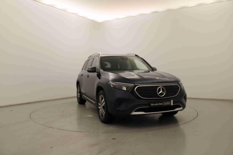 Azul Usado 2023 Mercedes EQB250 Electric Art SUV | € 45.990 (Preço justo) - Imagem 1/4