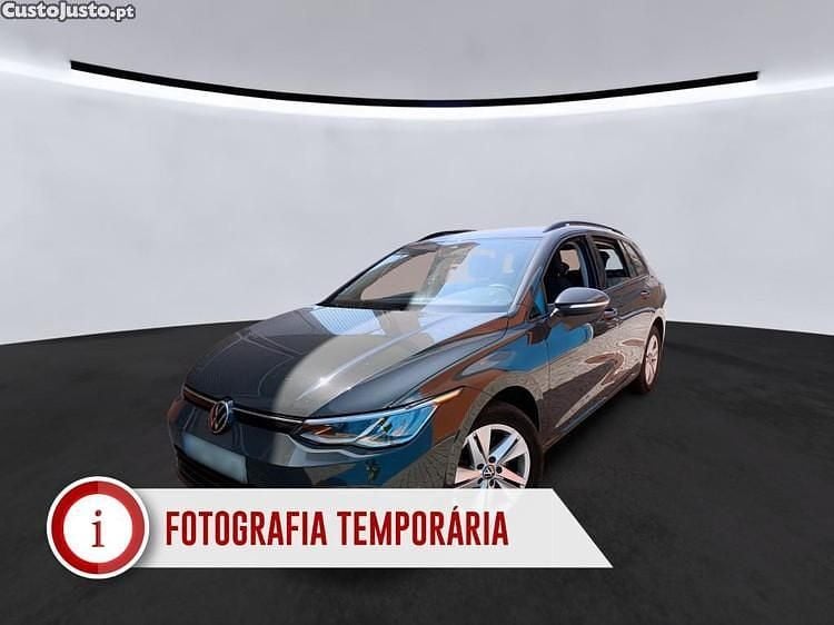 Cinza Usado 2021 VW Golf VIII Life Carrinha | € 18.490 (Bom preço) - Imagem 1/1