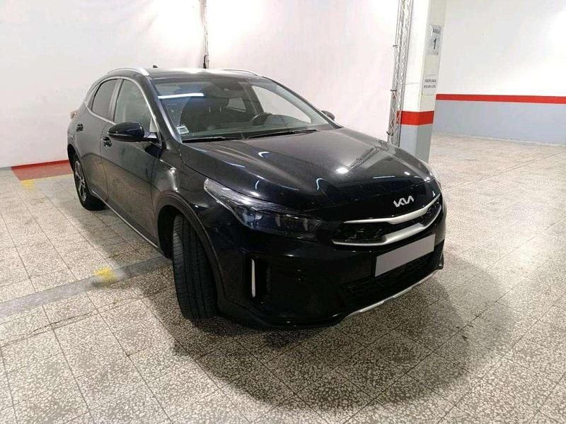 Usado Kia XCeed 141 HP (103 kW) 2023 Preto SUV