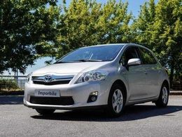 Toyota Auris Hybrid