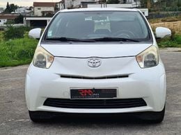 Toyota iQ