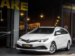 Toyota Auris Touring Sports