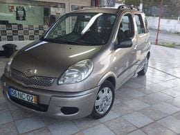 Toyota Yaris Verso