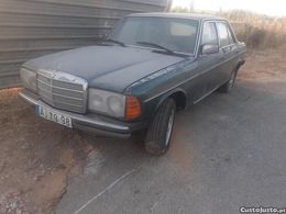 Mercedes 240