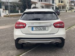 Mercedes GLA200