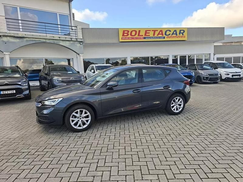 Cinza escuro Usado 2020 Seat Leon Style Citadino | € 18.500 (Preço justo) - Imagem 1/4