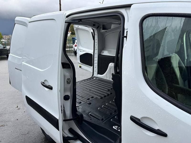 Usado Peugeot Partner 100 HP (73 kW) 2018 Branco