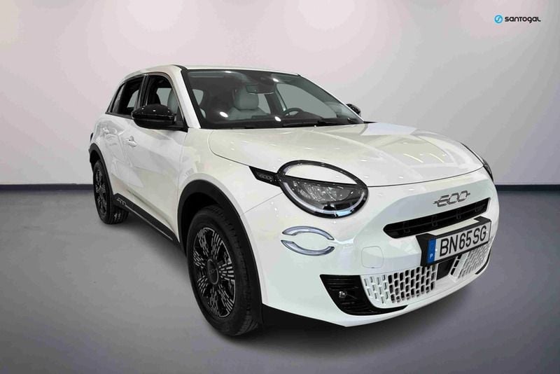 Branco Novo 2024 Fiat 600 SUV | € 26.550 (Preço justo) - Imagem 1/4