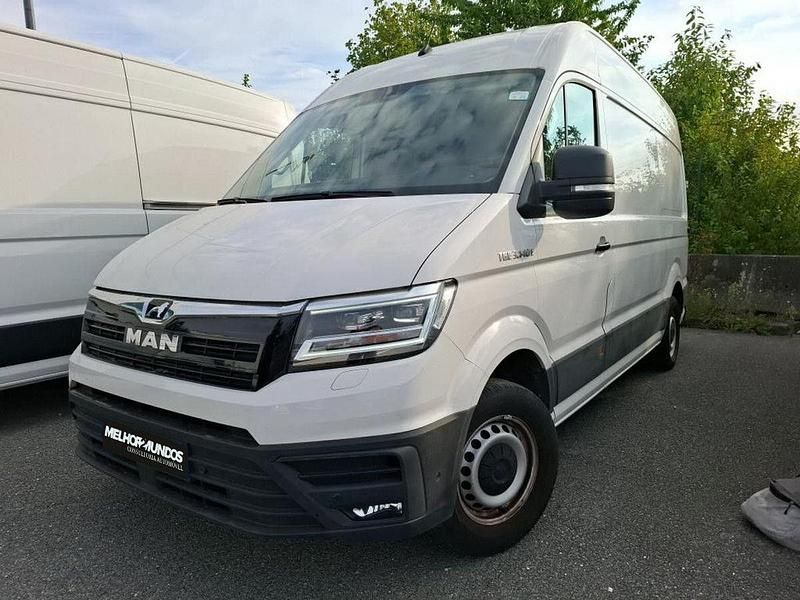Branco Usado 2022 MAN TGE Van | € 29.990 - Imagem 1/4