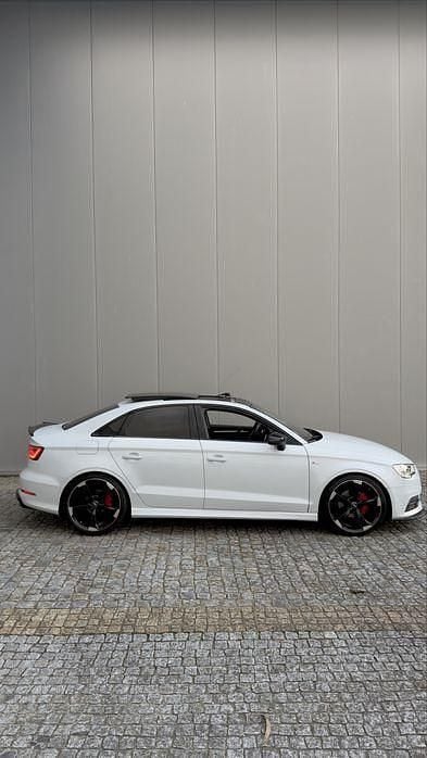 Usado Audi A3 S-Line 150 HP (110 kW) 2015 Sedan