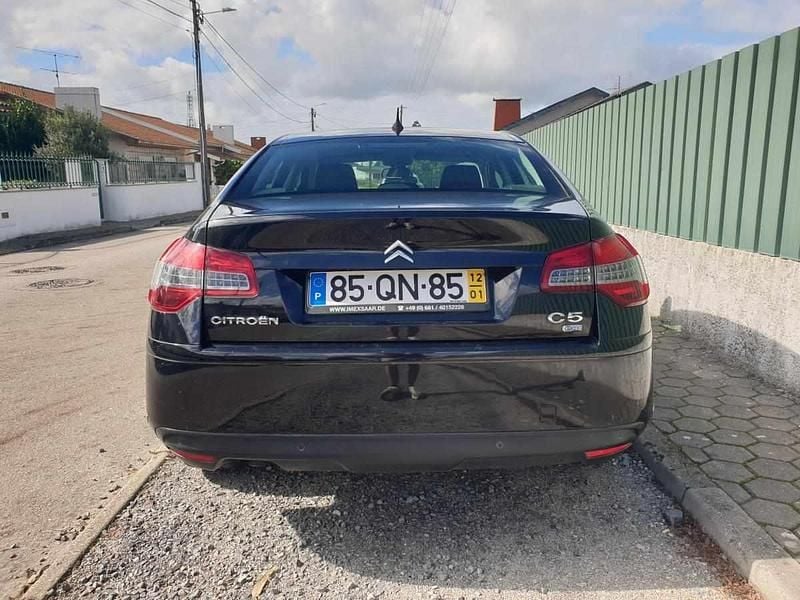 Usado Citroën C5 113 HP (83 kW) 2012 Preto