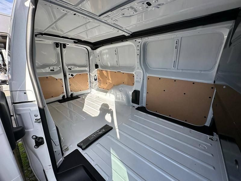 Usado Citroën Jumpy 145 HP (106 kW) 2024 Branco Monovolume