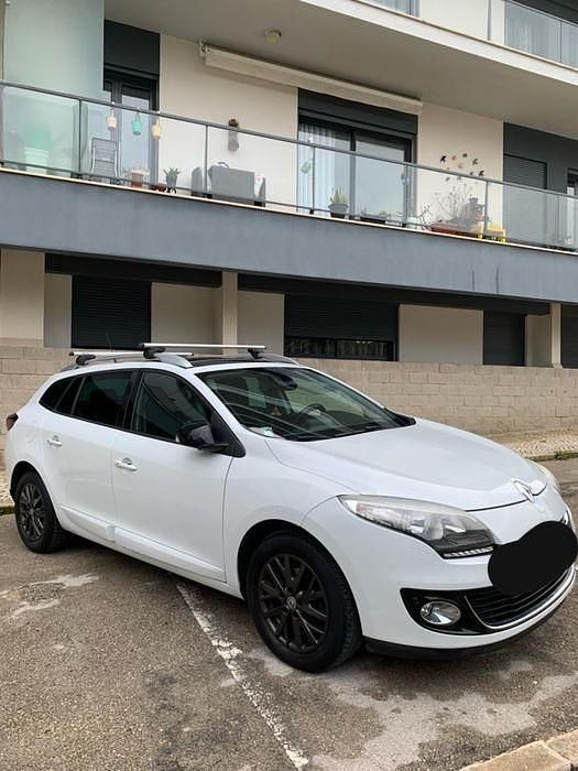 Usado 2013 Renault Mégane III Bose Edition Sedan | € 8.900 (Preço elevado) - Imagem 1/4