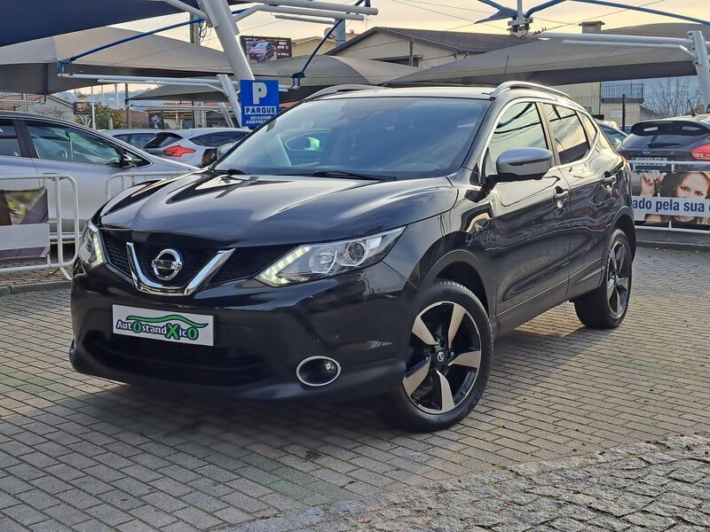 Preto Usado 2017 Nissan Qashqai N-Connecta SUV | € 17.990 (Preço justo) - Imagem 1/4