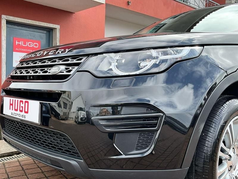 Usado Land Rover Discovery 5 SE 150 HP (110 kW) 2017 Preto SUV
