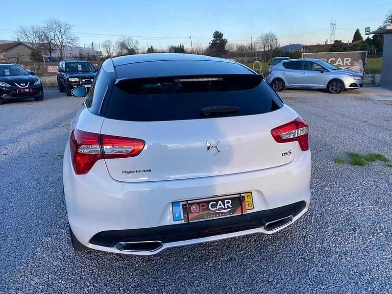 Usado Citroën DS5 200 HP (147 kW) 2015 Branco Citadino