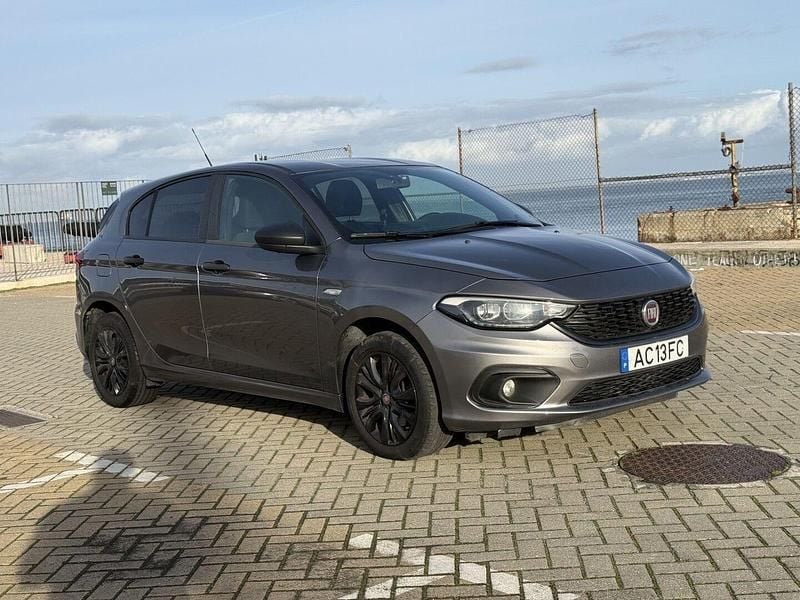 Cinza Usado 2020 Fiat Tipo Street Sedan | € 10.900 (Bom preço) - Imagem 1/4
