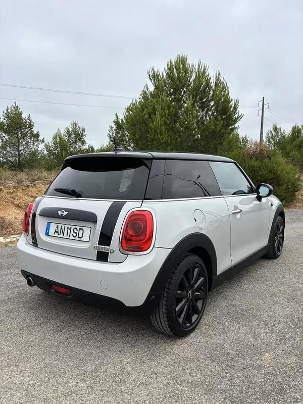 Usado Mini Cooper Coupé 116 HP (85 kW) 2016 Cinza prata Coupé