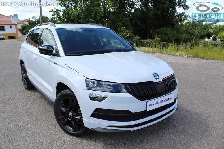 Branco (metalizado) Usado 2019 Skoda Karoq SportLine SUV | € 19.500 - Imagem 1/4
