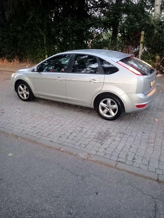Usado 2008 Ford Focus Sedan | € 4.250 (Preço justo) - Imagem 1/4