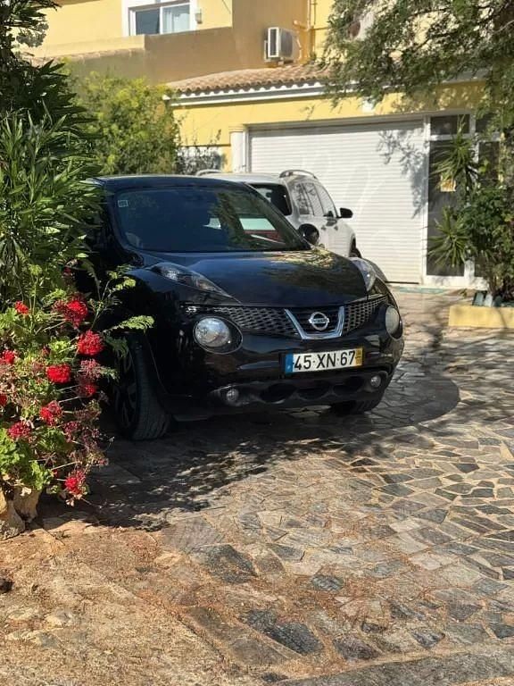 Preto Usado 2014 Nissan Juke SUV | € 13.900 (Caro) - Imagem 1/4