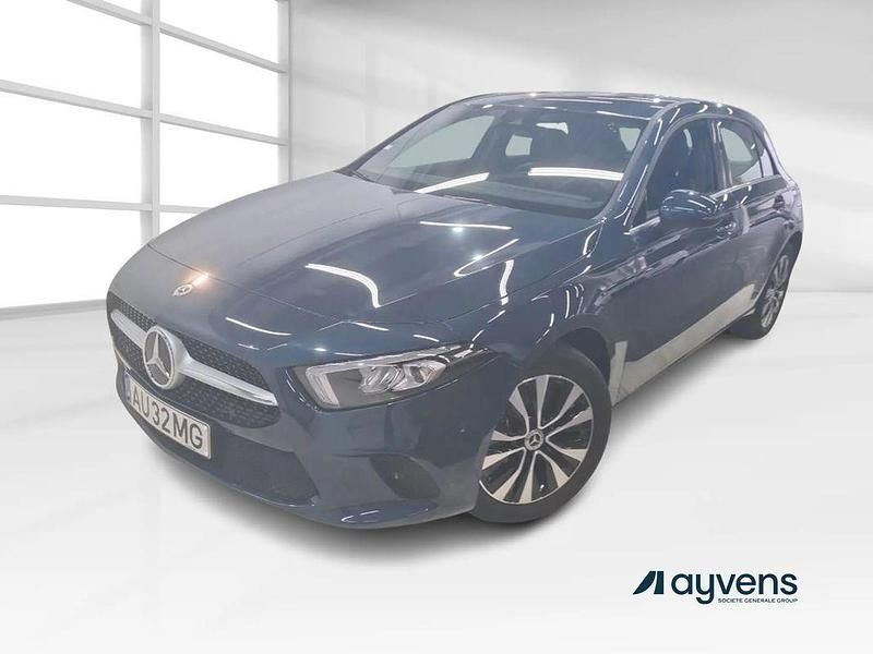 Azul Usado 2022 Mercedes A250 Style | € 29.700 - Imagem 1/4