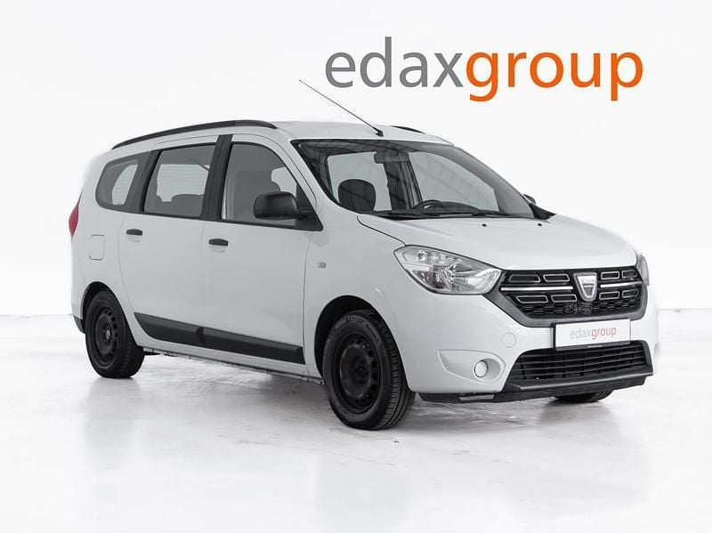 Branco Usado 2018 Dacia Lodgy Monovolume | € 10.790 (Preço justo) - Imagem 1/4