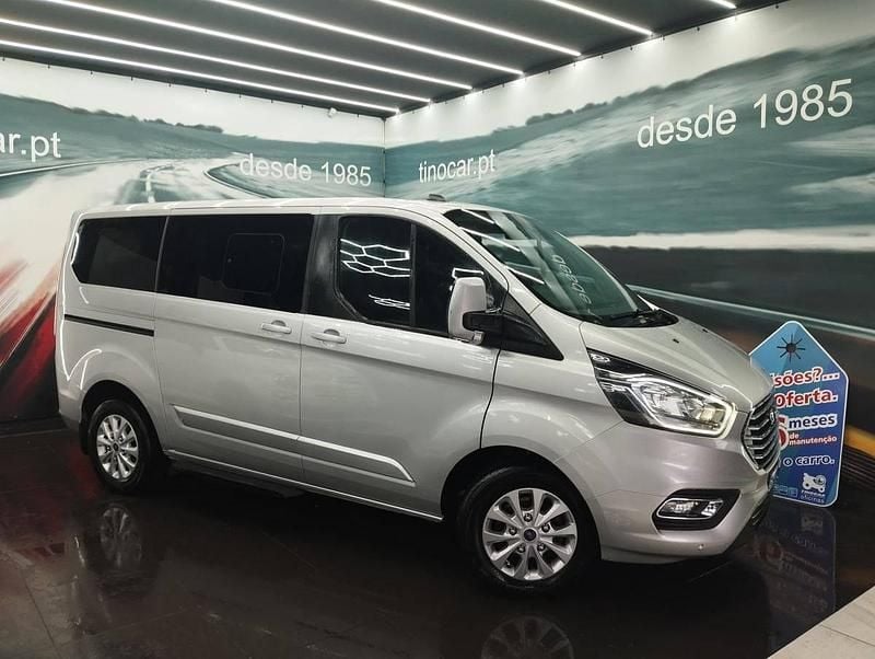 Usado Ford Tourneo Custom 126 HP (92 kW) 2021 Cinzento Van