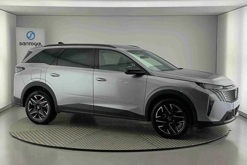 Cinzento Usado 2025 Peugeot 5008 Allure Monovolume | € 37.990 - Imagem 1/4